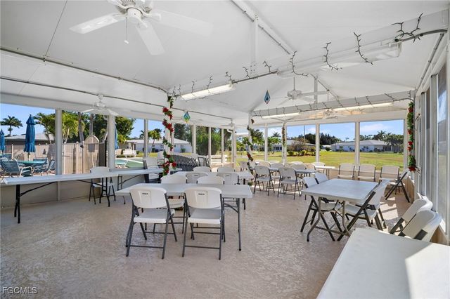 8608 Granada CT, Fort Myers, FL 33907