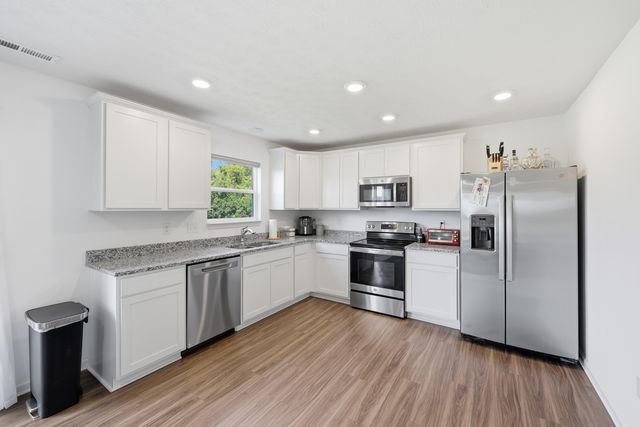 2093 Carnegie Drive, Shelbyville, KY 40065