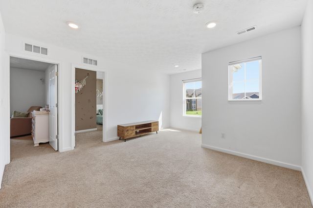 2093 Carnegie Drive, Shelbyville, KY 40065