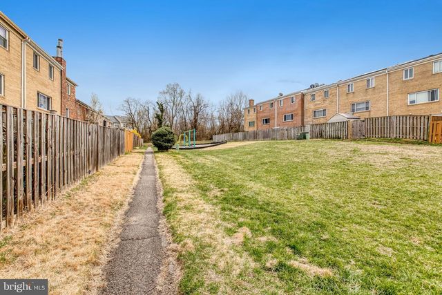 7417 RHONDDA DR, Lorton, VA 22079