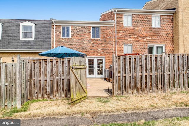 7417 RHONDDA DR, Lorton, VA 22079