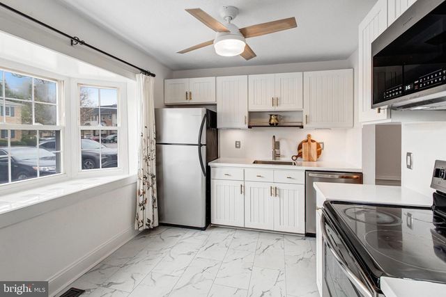 7417 RHONDDA DR, Lorton, VA 22079