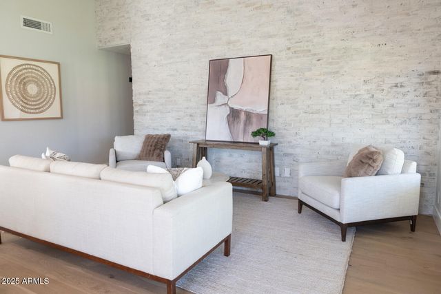 417 S BONITO Drive, Gilbert, AZ 85233