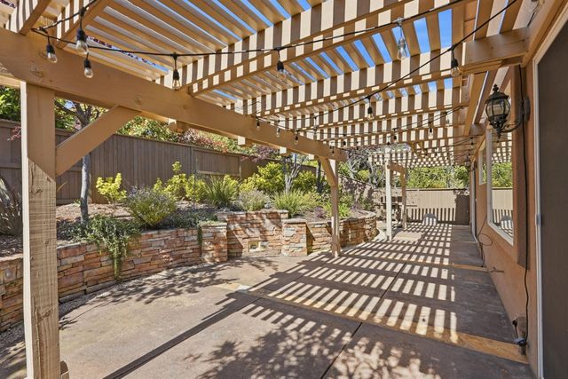 4060 Ironwood Dr, El Dorado Hills, CA 95762