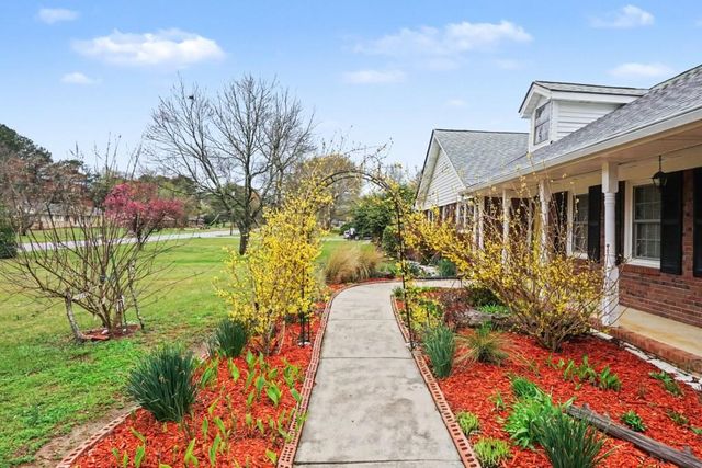 2904 Williams Place, Snellville, GA 30078