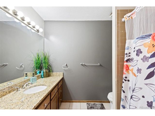 11261 Quivas Loop, Denver, CO 80234