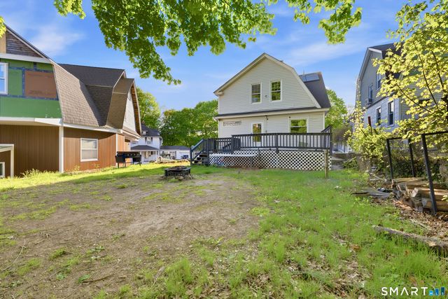 2 Oakland Avenue, Waterbury, CT 06710