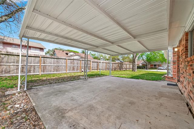1802 Terrence Drive, Stafford, TX 77477