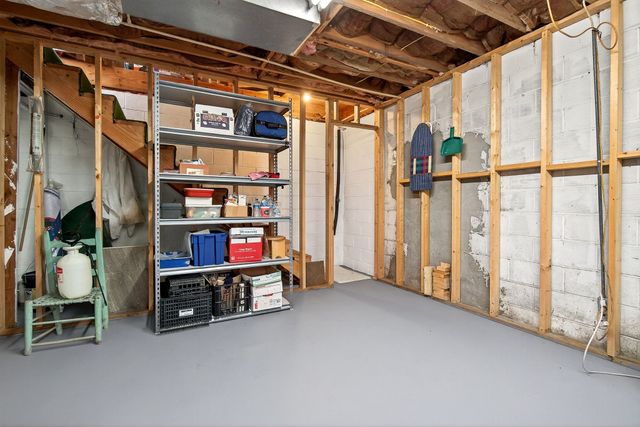 653 Ponder Ln, Smithville, TN 37166