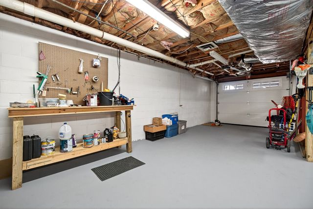 653 Ponder Ln, Smithville, TN 37166