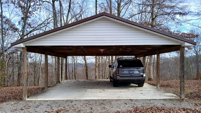 653 Ponder Ln, Smithville, TN 37166