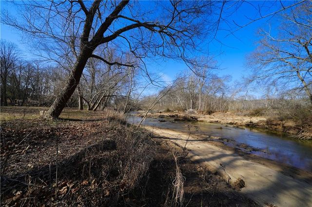 227 Bates SE Road, Cartersville, GA 30120