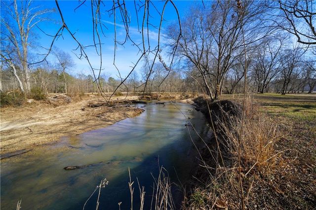 227 Bates SE Road, Cartersville, GA 30120