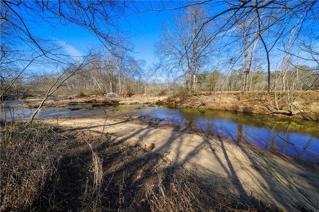 227 Bates SE Road, Cartersville, GA 30120