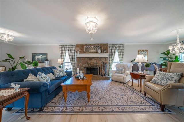 227 Bates SE Road, Cartersville, GA 30120