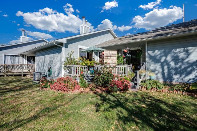 301 S Rock Rd Apt 67, Derby, KS 67037