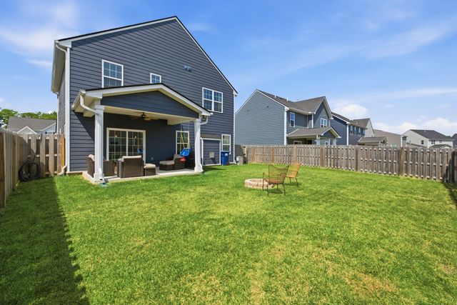 6563 Palm Warbler Dr, Murfreesboro, TN 37128