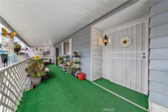 1895 W Devonshire 85, Hemet, CA 92545