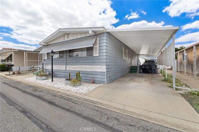 1895 W Devonshire 85, Hemet, CA 92545