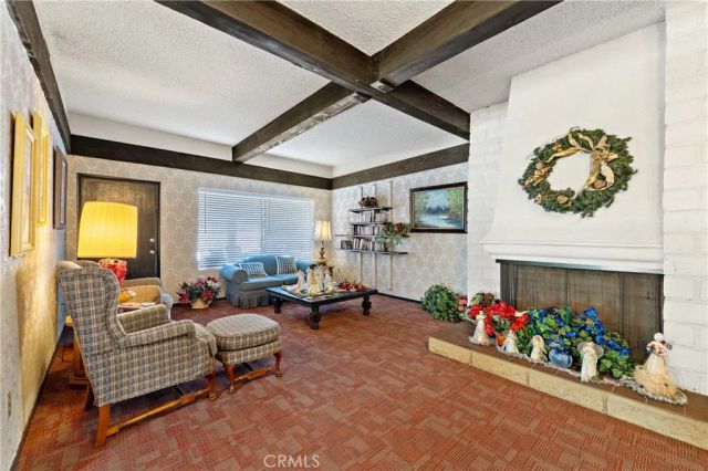 1895 W Devonshire 85, Hemet, CA 92545
