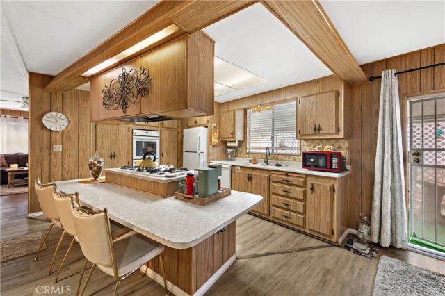 1895 W Devonshire 85, Hemet, CA 92545