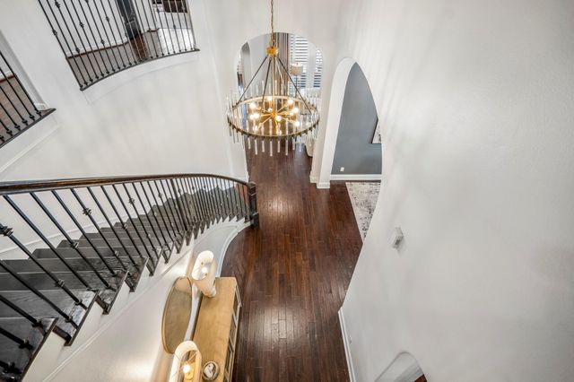 39 Beacons Light Place, Tomball, TX 77375
