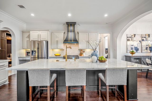 39 Beacons Light Place, Tomball, TX 77375