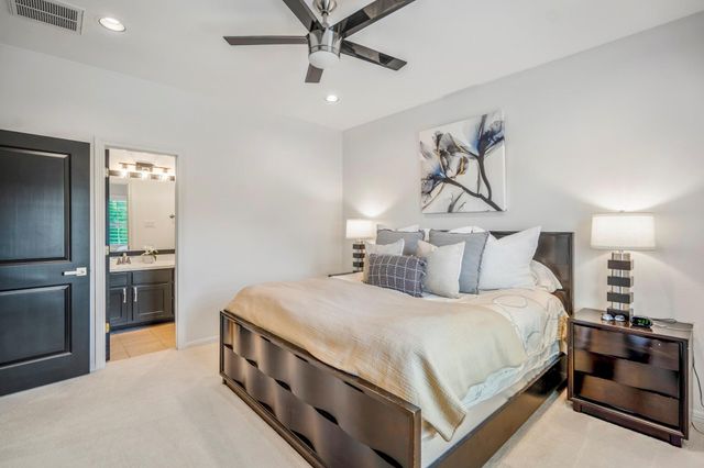 39 Beacons Light Place, Tomball, TX 77375