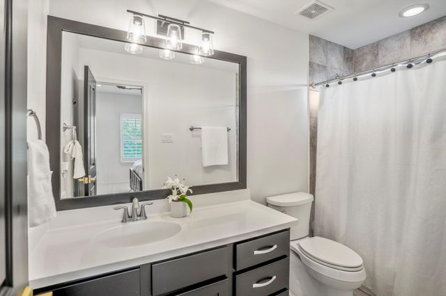 39 Beacons Light Place, Tomball, TX 77375