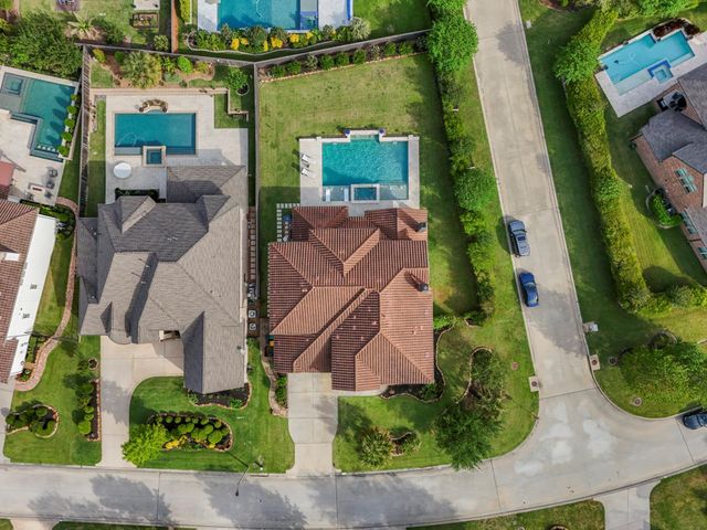 39 Beacons Light Place, Tomball, TX 77375