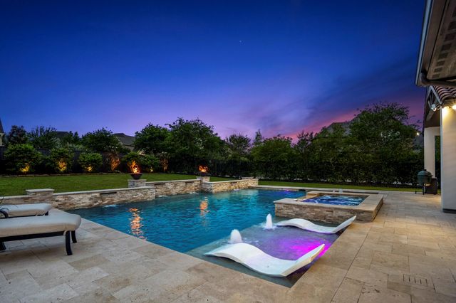 39 Beacons Light Place, Tomball, TX 77375