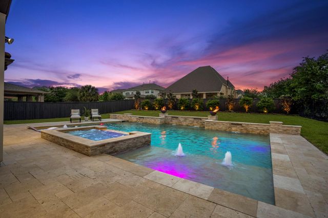 39 Beacons Light Place, Tomball, TX 77375
