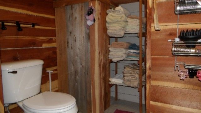 1586 Needmore Rd, Old Hickory, TN 37138