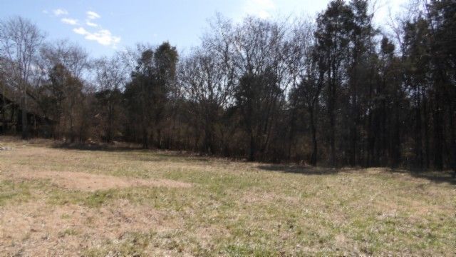 1586 Needmore Rd, Old Hickory, TN 37138