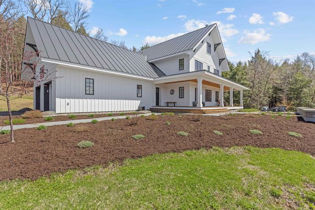 290 Wood Farm Road, Waterbury, VT 05677