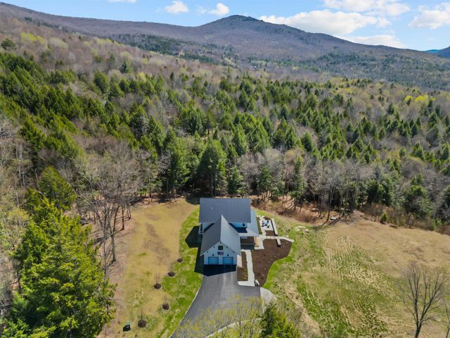 290 Wood Farm Road, Waterbury, VT 05677