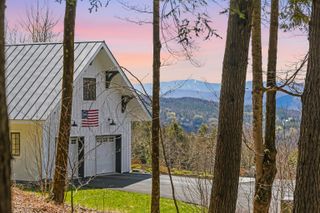 290 Wood Farm Road, Waterbury, VT 05677