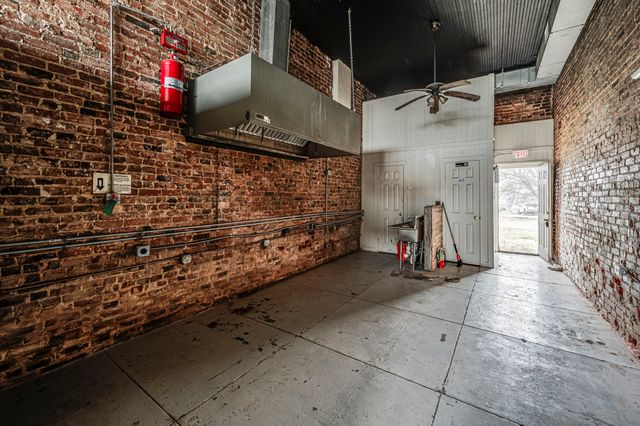 109 N Main Street, Milford, TX 76670
