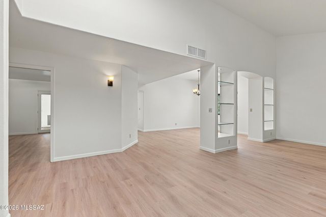 7080 E Calle Tolosa, Tucson, AZ 85750