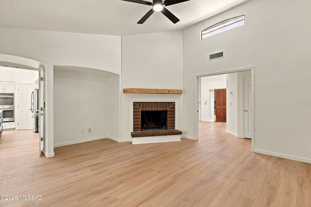 7080 E Calle Tolosa, Tucson, AZ 85750