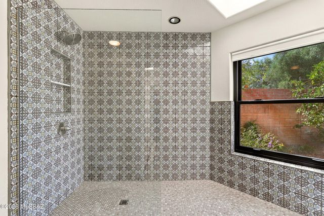 7080 E Calle Tolosa, Tucson, AZ 85750