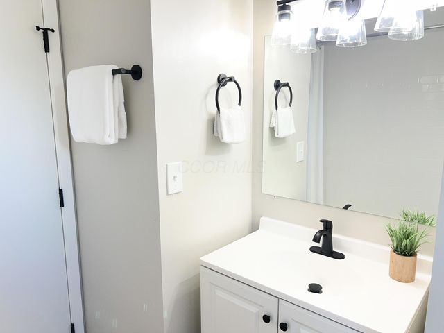 7034 Rockhaven Place, Columbus, OH 43235