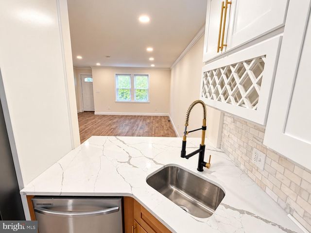 7419 WOOLSTON AVE, Philadelphia, PA 19138