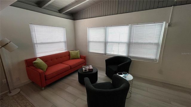 2832 BAY STREET, Sarasota, FL 34237