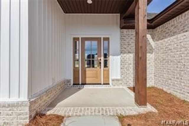 286 Cotton Terrace Loop, Deatsville, AL 36022