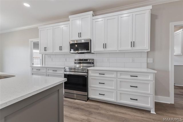 286 Cotton Terrace Loop, Deatsville, AL 36022