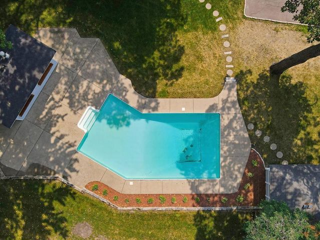 2615 Shadywood Roads, Orono, MN 55331