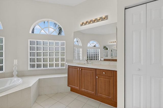 4972 Forest Dale Drive, Lake Worth, FL 33449