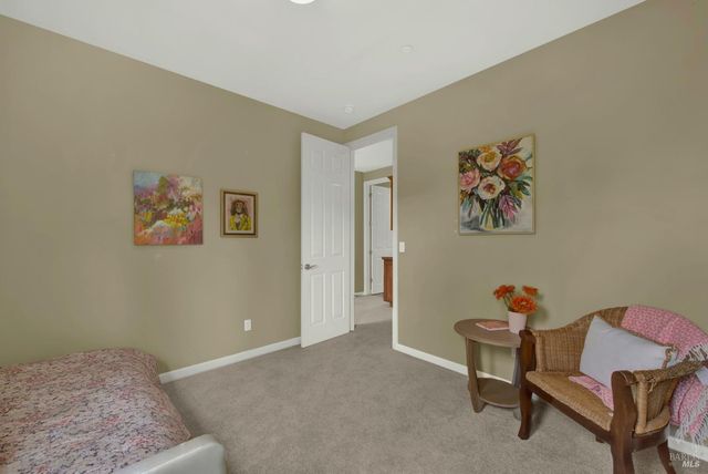 18 Riverton Ct, Napa, CA 94558