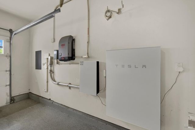 18 Riverton Ct, Napa, CA 94558